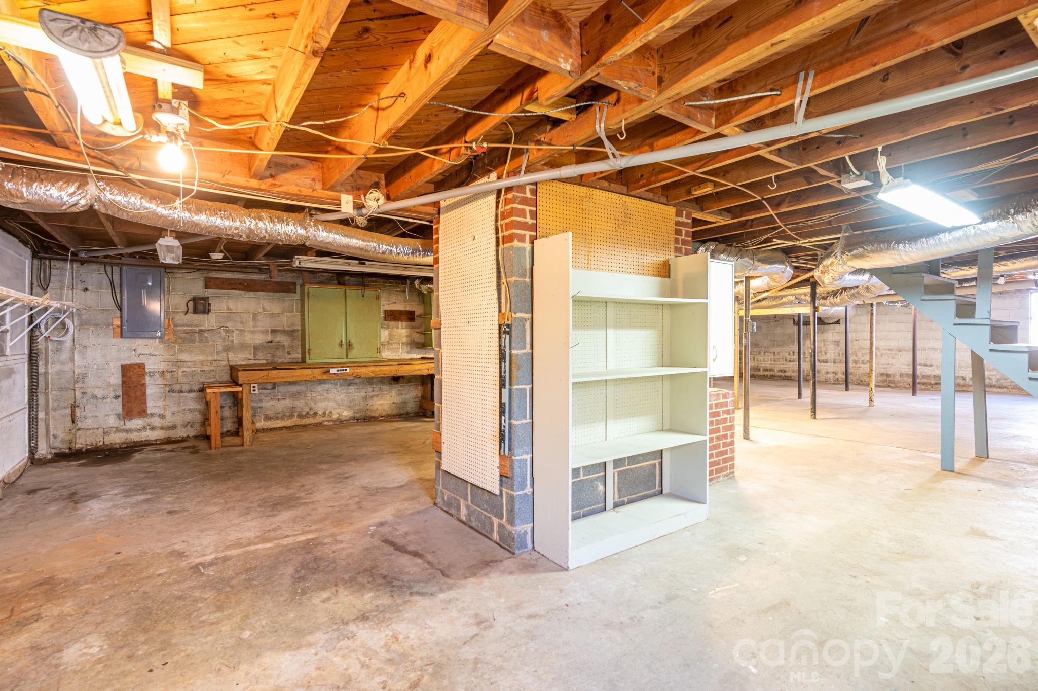 608 N State Street Lincolnton NC 28092