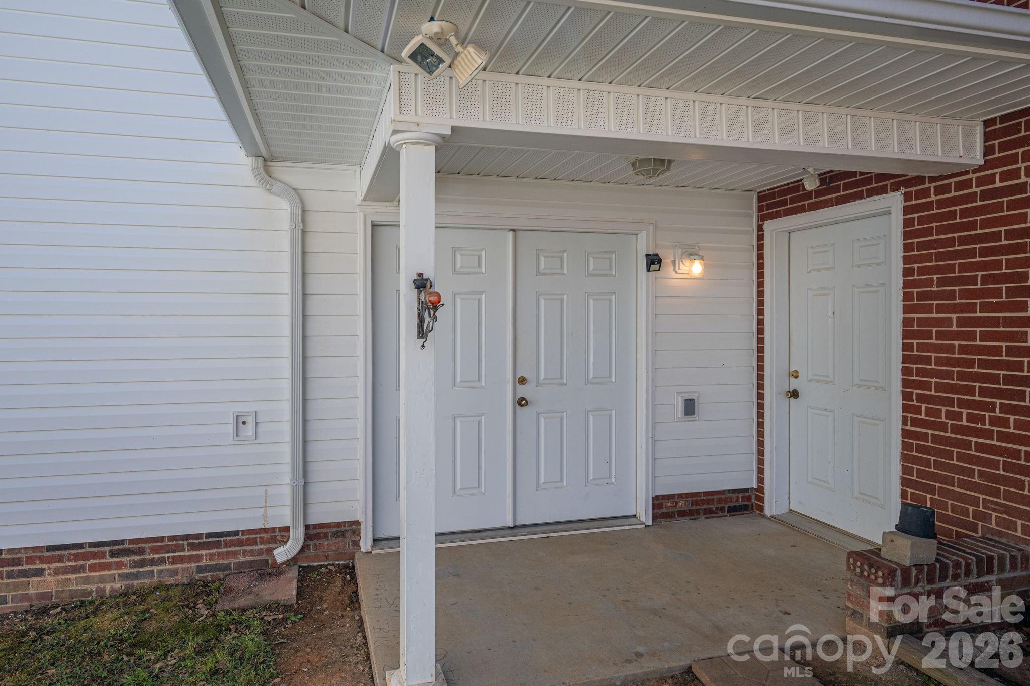 608 N State Street Lincolnton NC 28092