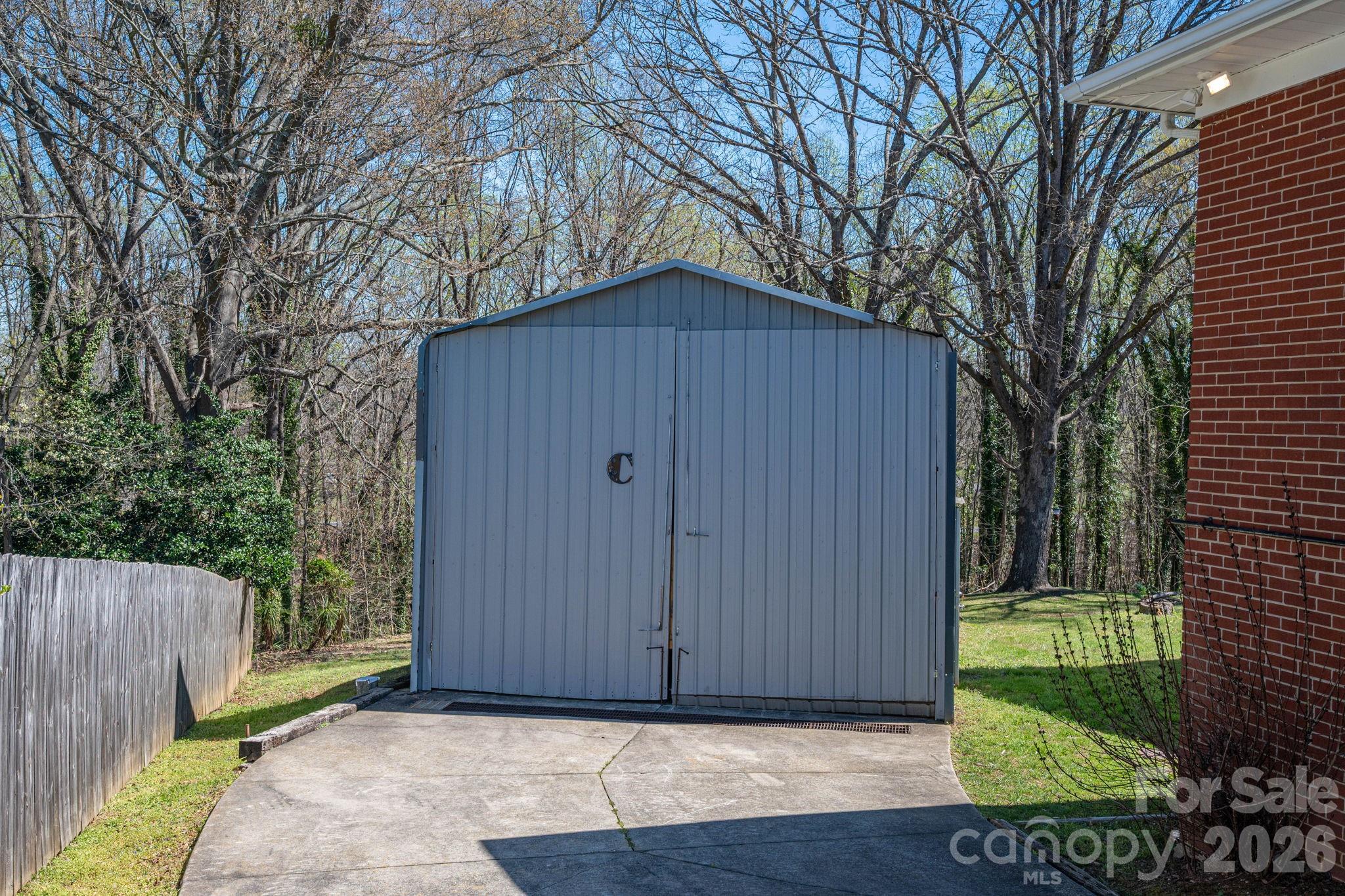 608 N State Street Lincolnton NC 28092