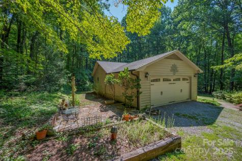 144 Beechwood Drive Columbus NC 28722