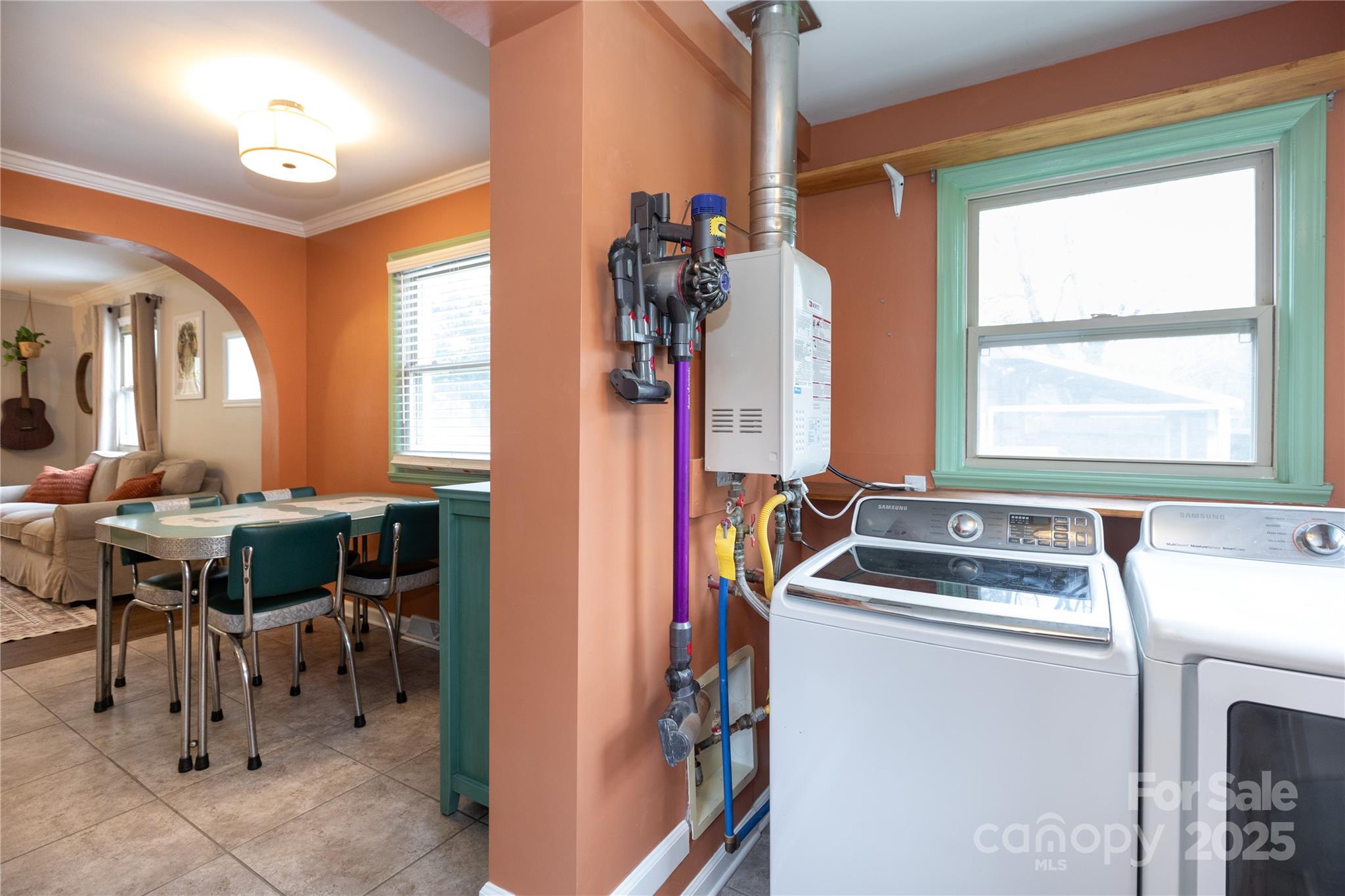 4244 Donnybrook Place Charlotte NC 28205
