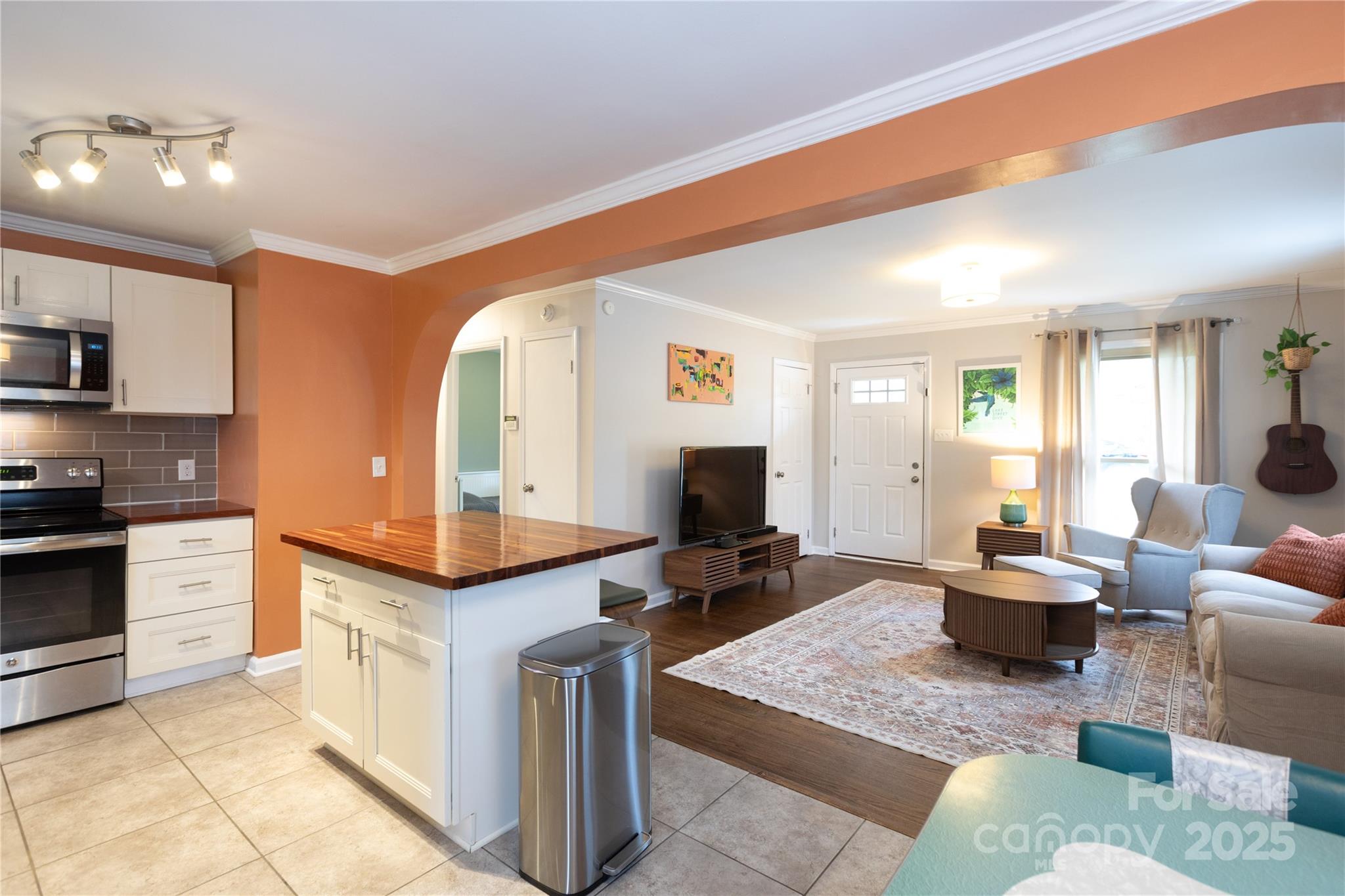 4244 Donnybrook Place Charlotte NC 28205