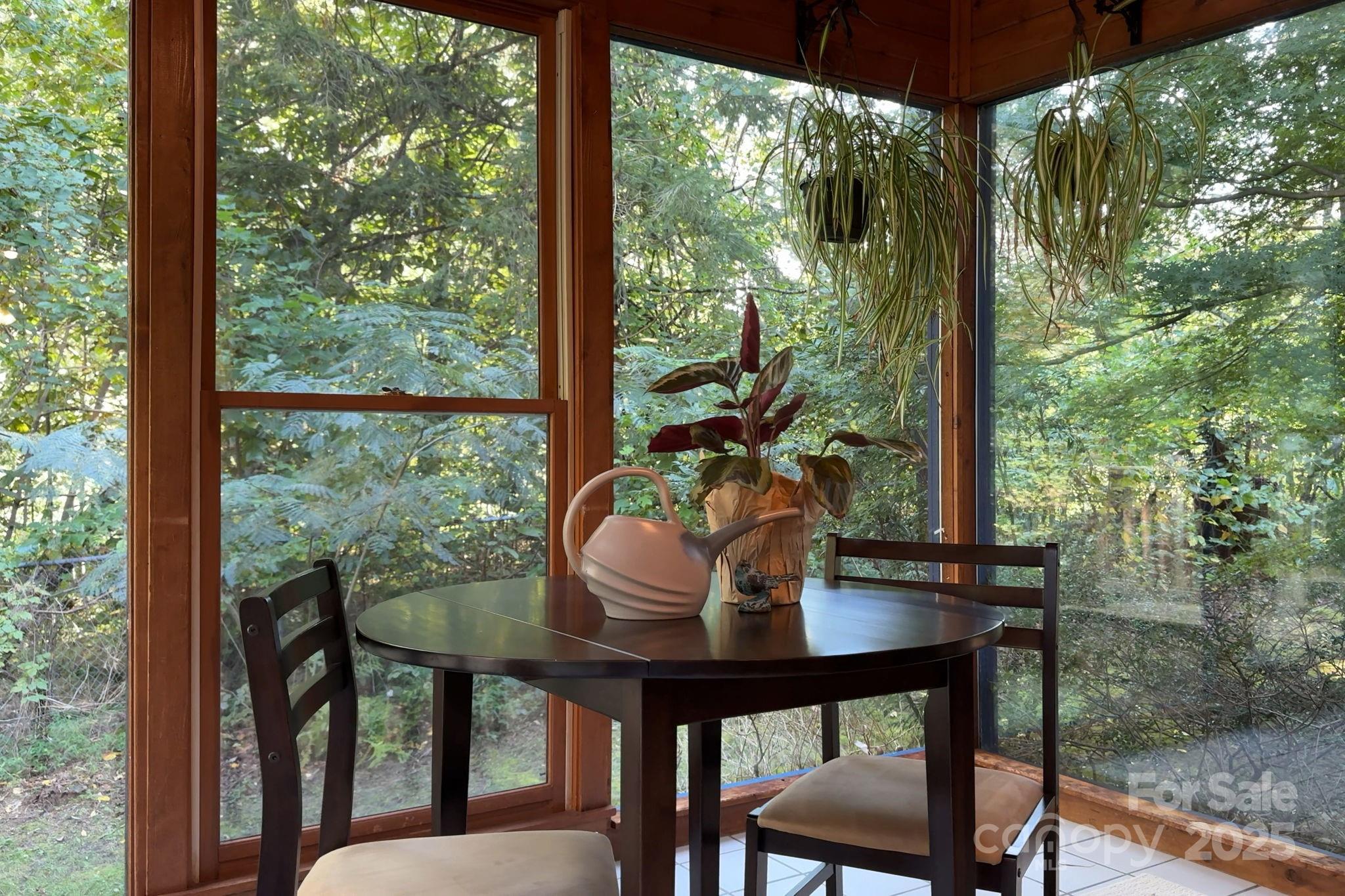 16 Sunnycrest Drive Asheville NC 28805