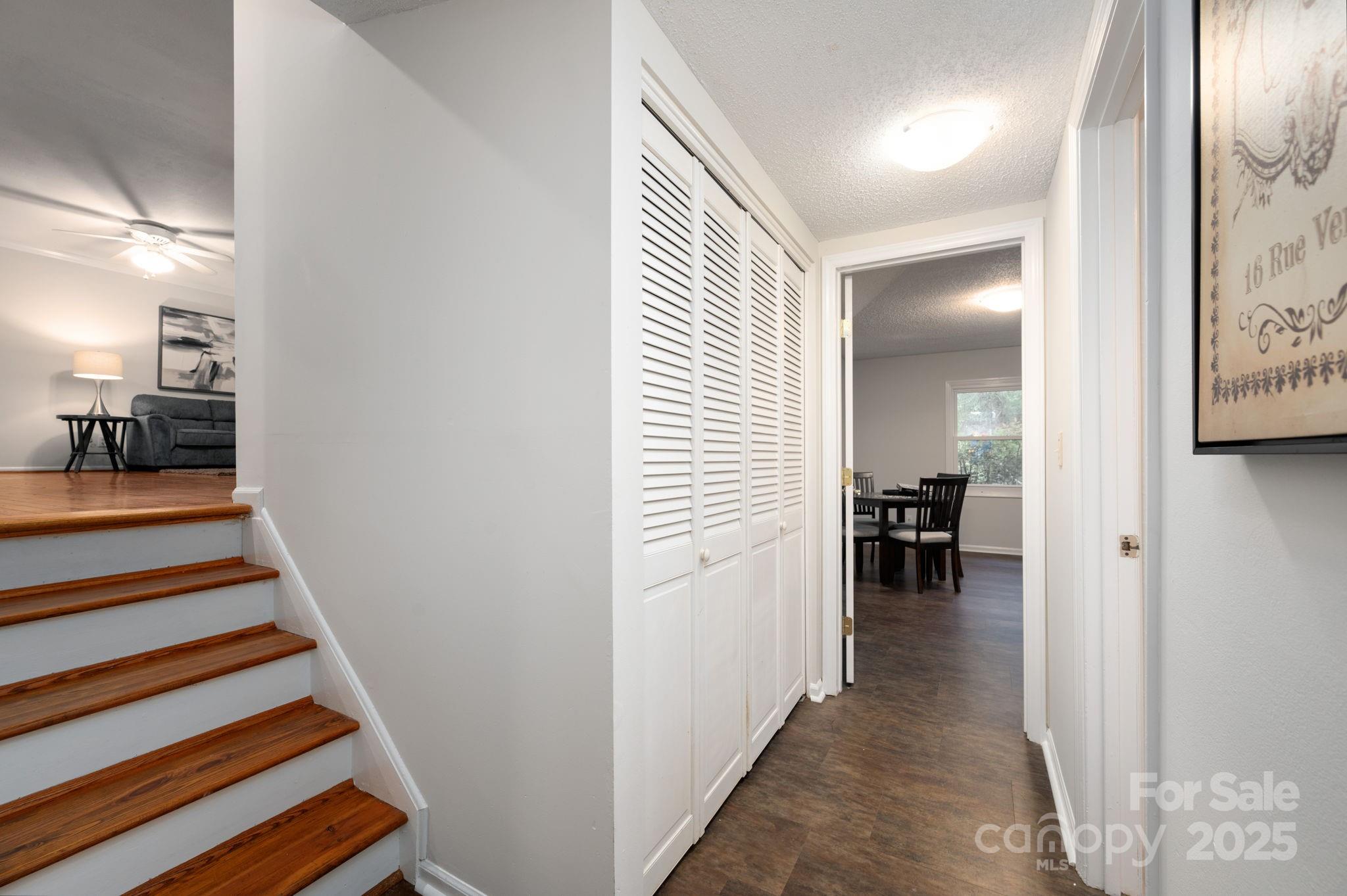 16 Sunnycrest Drive Asheville NC 28805