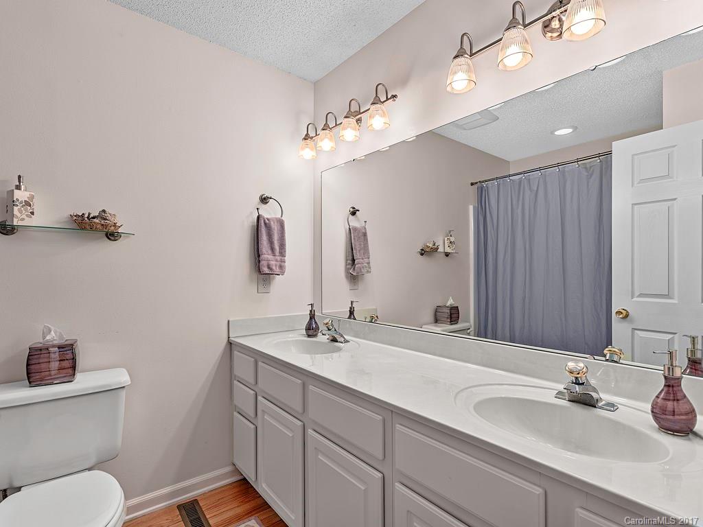 6 Chestnut Mountain Lane Asheville NC 28803