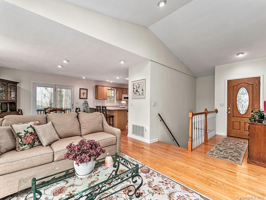 6 Chestnut Mountain Lane Asheville NC 28803
