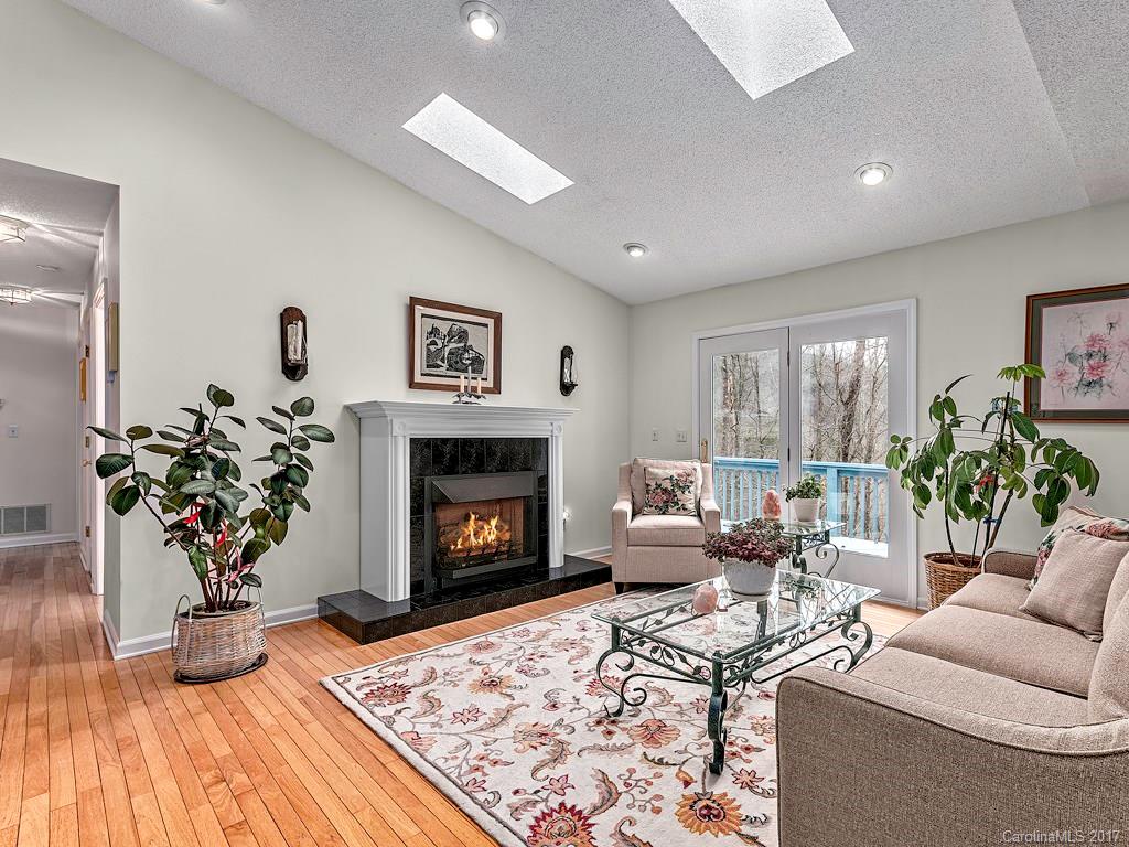 6 Chestnut Mountain Lane Asheville NC 28803