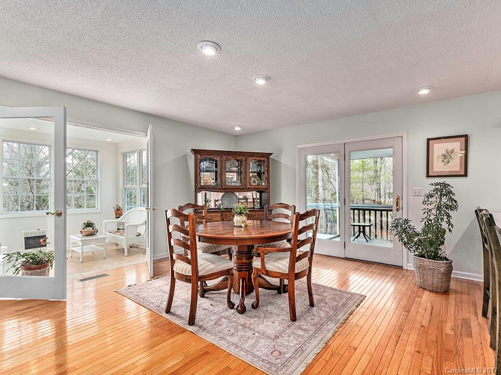 6 Chestnut Mountain Lane Asheville NC 28803