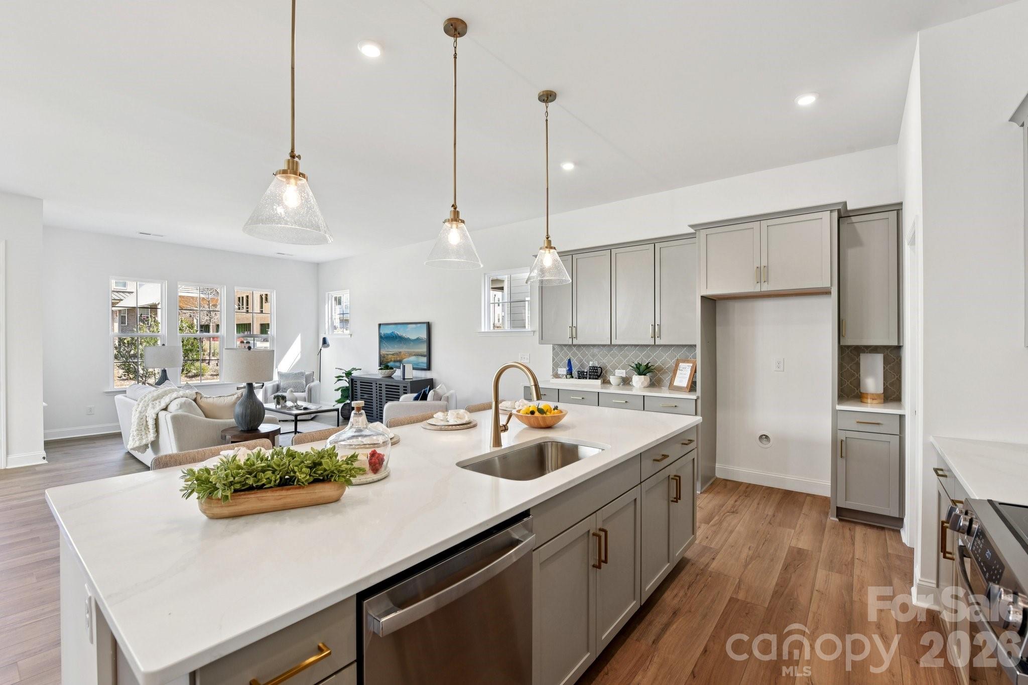 7422 Westrow Avenue Charlotte NC 28278