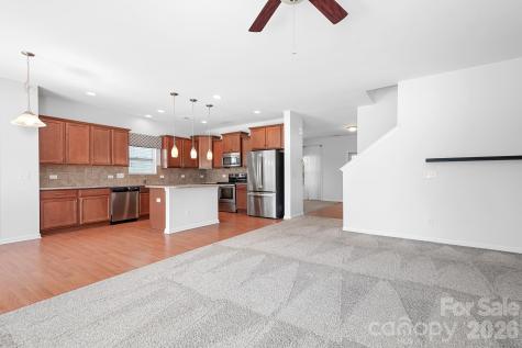 2059 Blue Iris Drive Matthews NC 28104