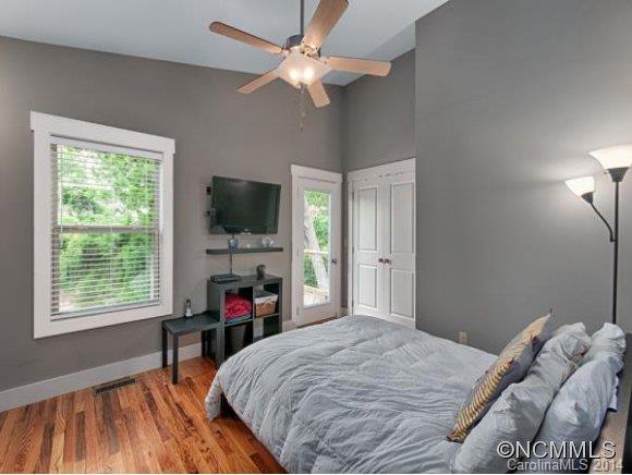 52 Moore Avenue Asheville NC 28806