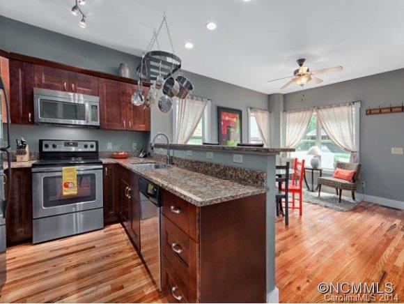 52 Moore Avenue Asheville NC 28806