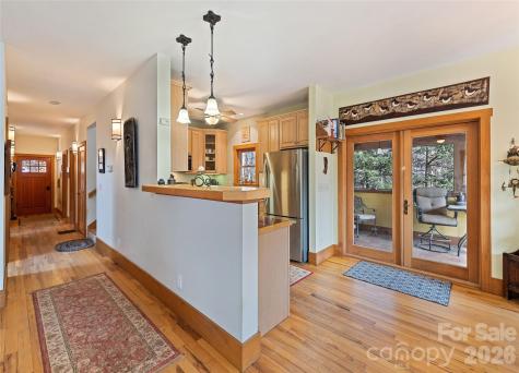 553 River Bend Drive Mars Hill NC 28754