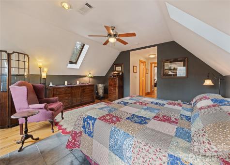 553 River Bend Drive Mars Hill NC 28754