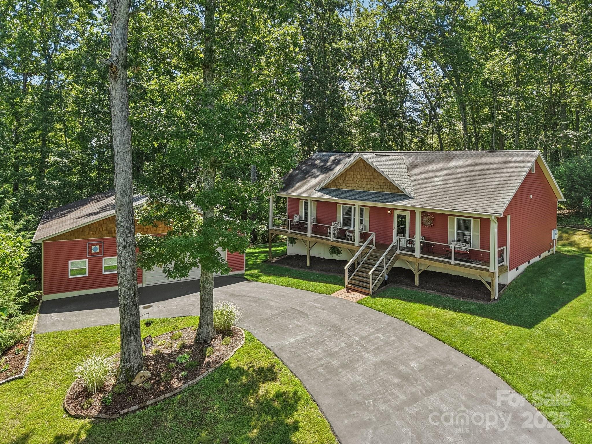 39 Catatoga Lane Mills River NC 28759