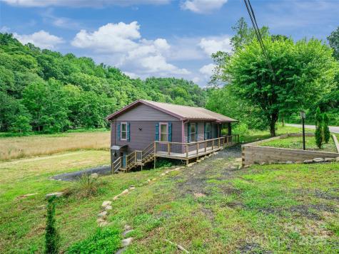 1767 N 226 Highway Bakersville NC 28705