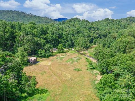 1767 N 226 Highway Bakersville NC 28705