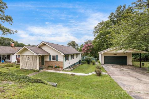 141 Macedonia Road Asheville NC 28804