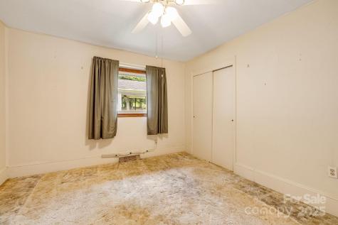 141 Macedonia Road Asheville NC 28804