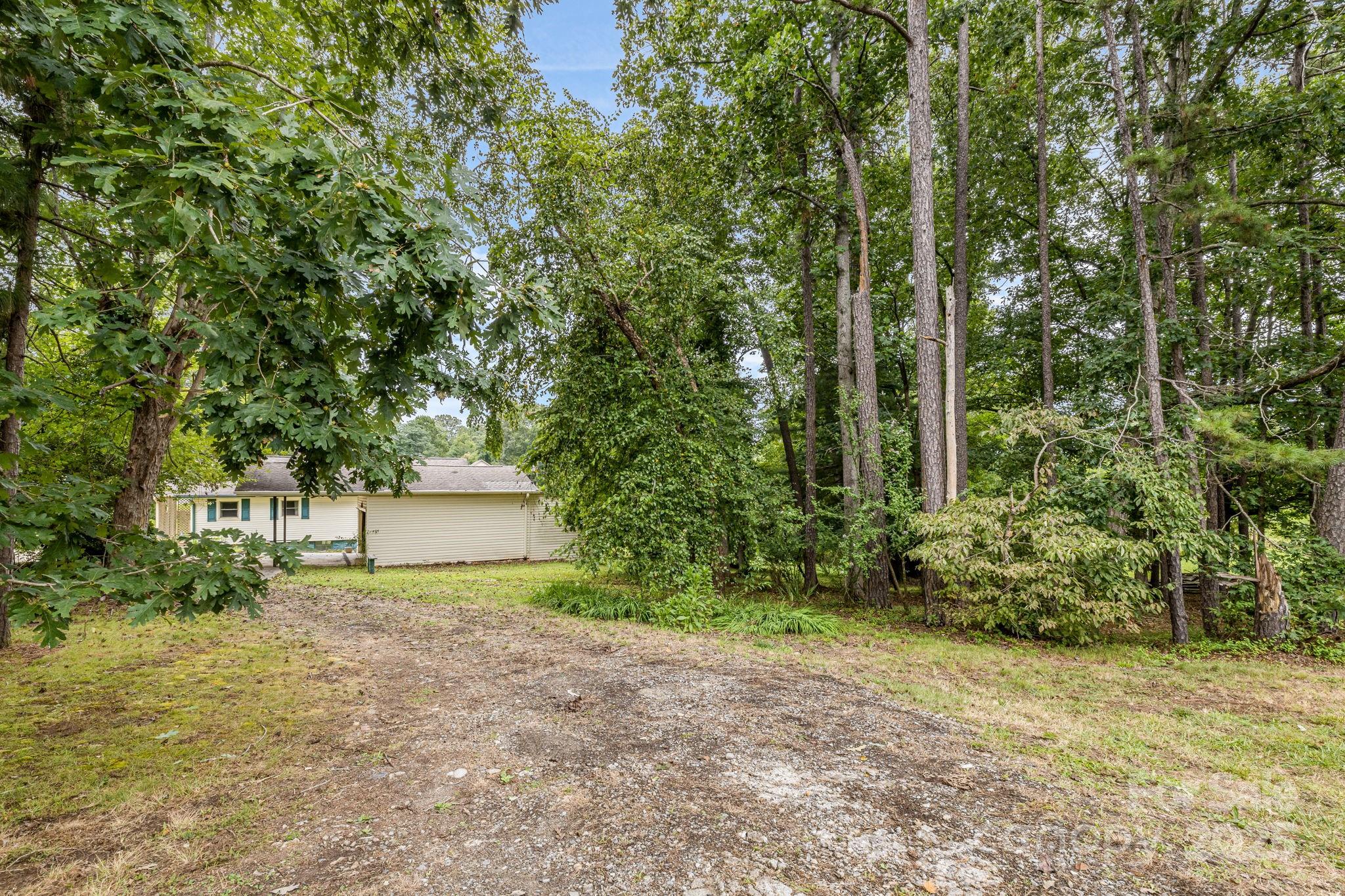 141 Macedonia Road Asheville NC 28804