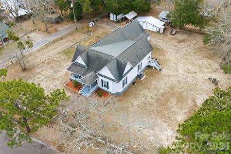207 Oak Avenue Hamlet NC 28345
