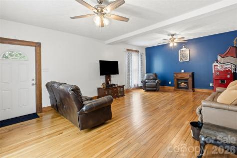 207 Oak Avenue Hamlet NC 28345