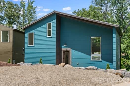 39 Ruslan Drive Asheville NC 28806