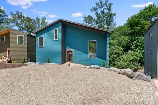 39 Ruslan Drive Asheville NC 28806