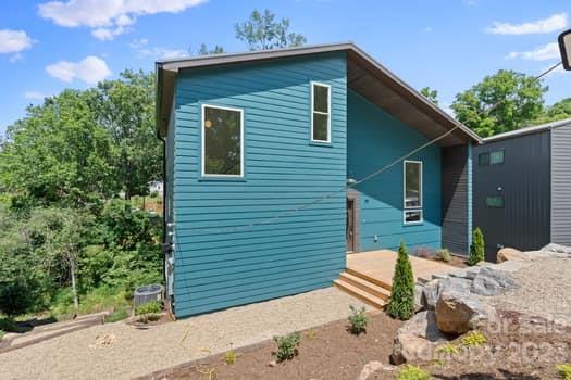 39 Ruslan Drive Asheville NC 28806