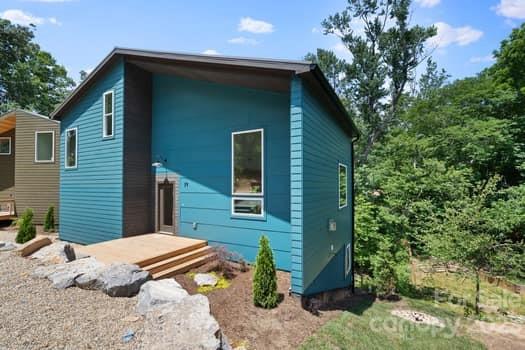 39 Ruslan Drive Asheville NC 28806