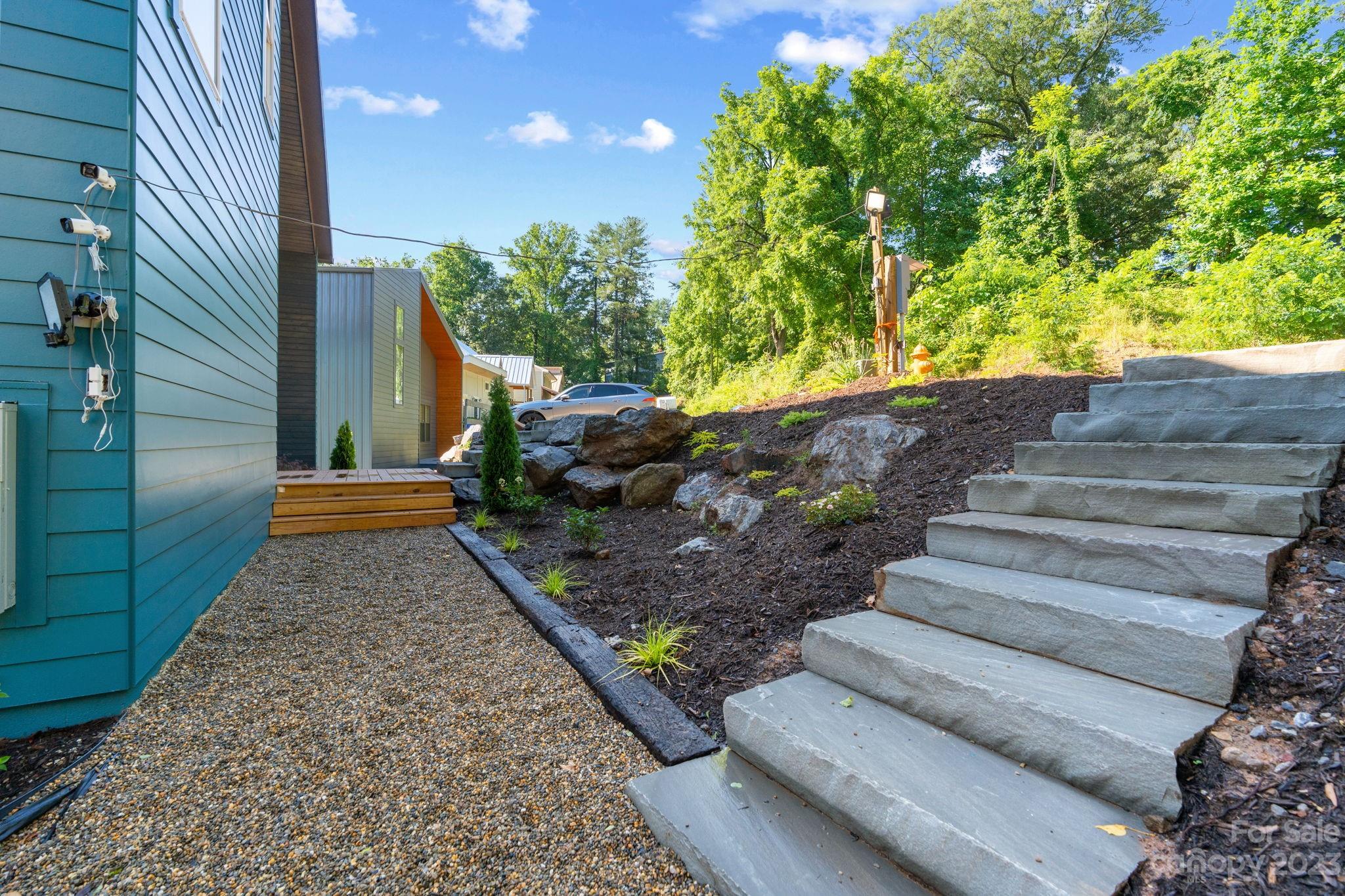 39 Ruslan Drive Asheville NC 28806