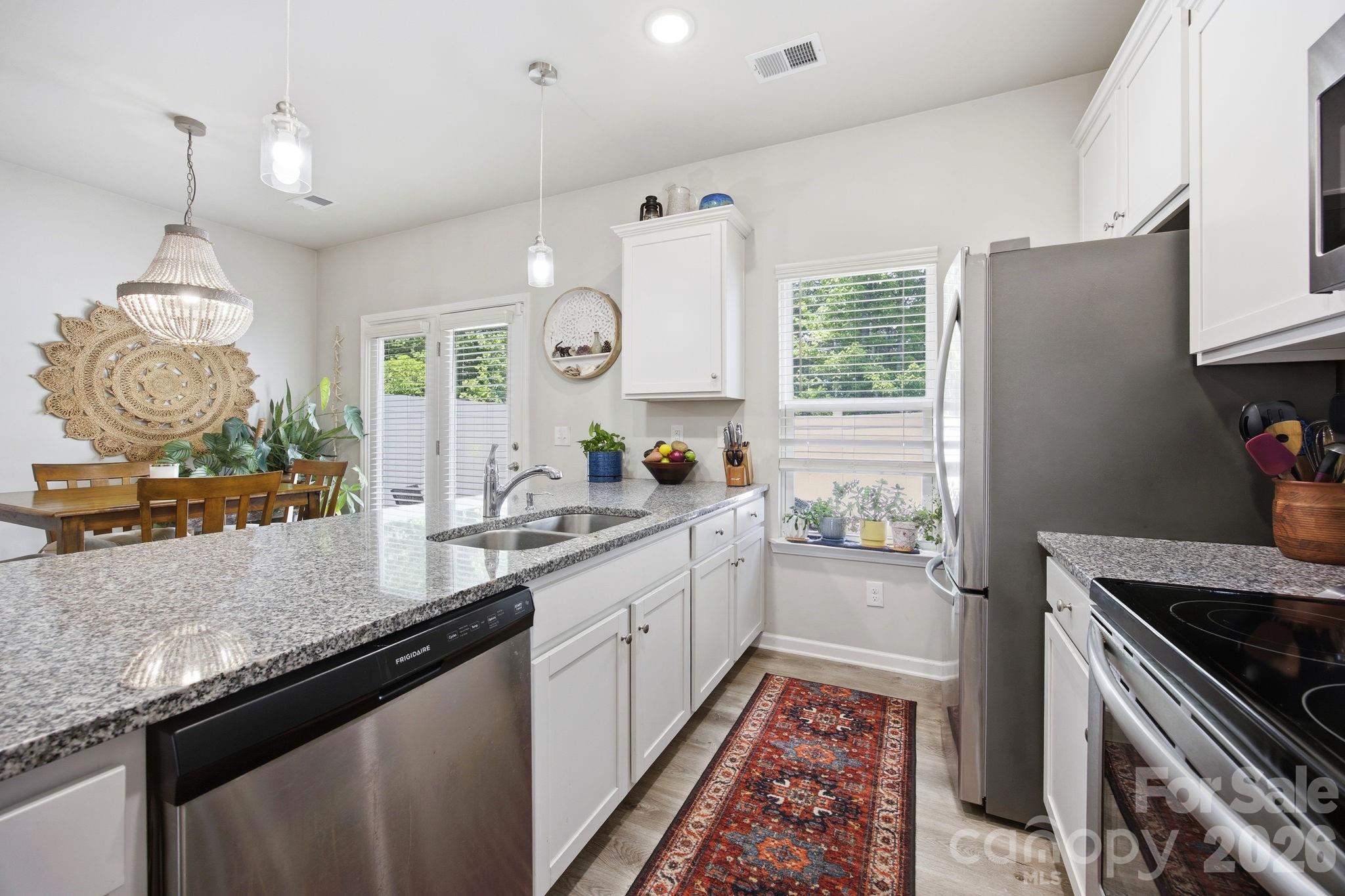 10041 Brittondale Lane Charlotte NC 28215