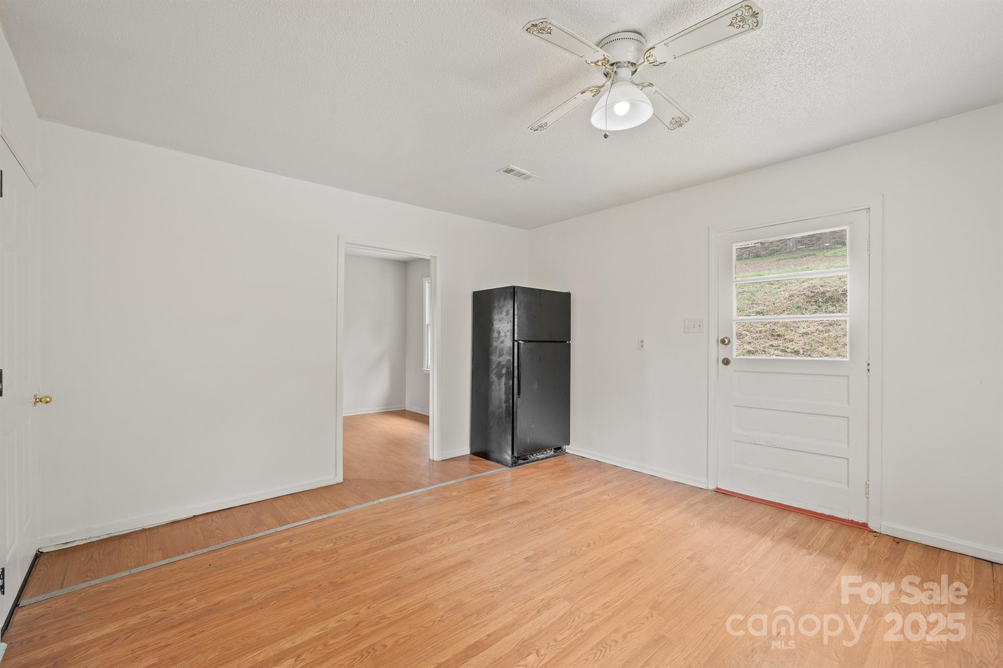 801 N Grove Street Lincolnton NC 28092