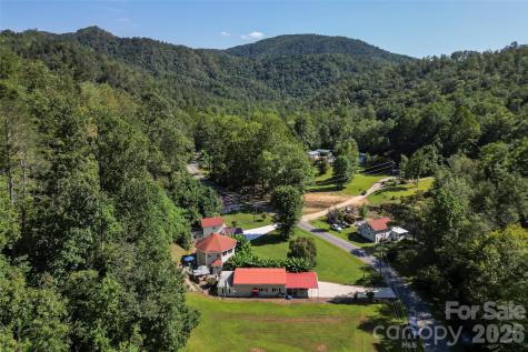 214 Locust Cove Road Marion NC 28752