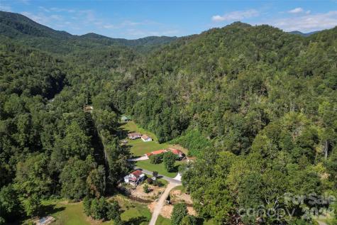 214 Locust Cove Road Marion NC 28752