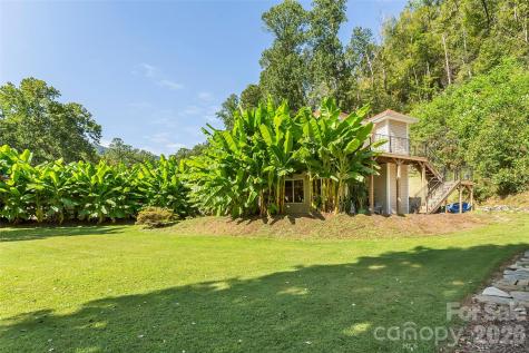 214 Locust Cove Road Marion NC 28752