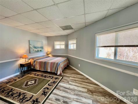 214 Locust Cove Road Marion NC 28752