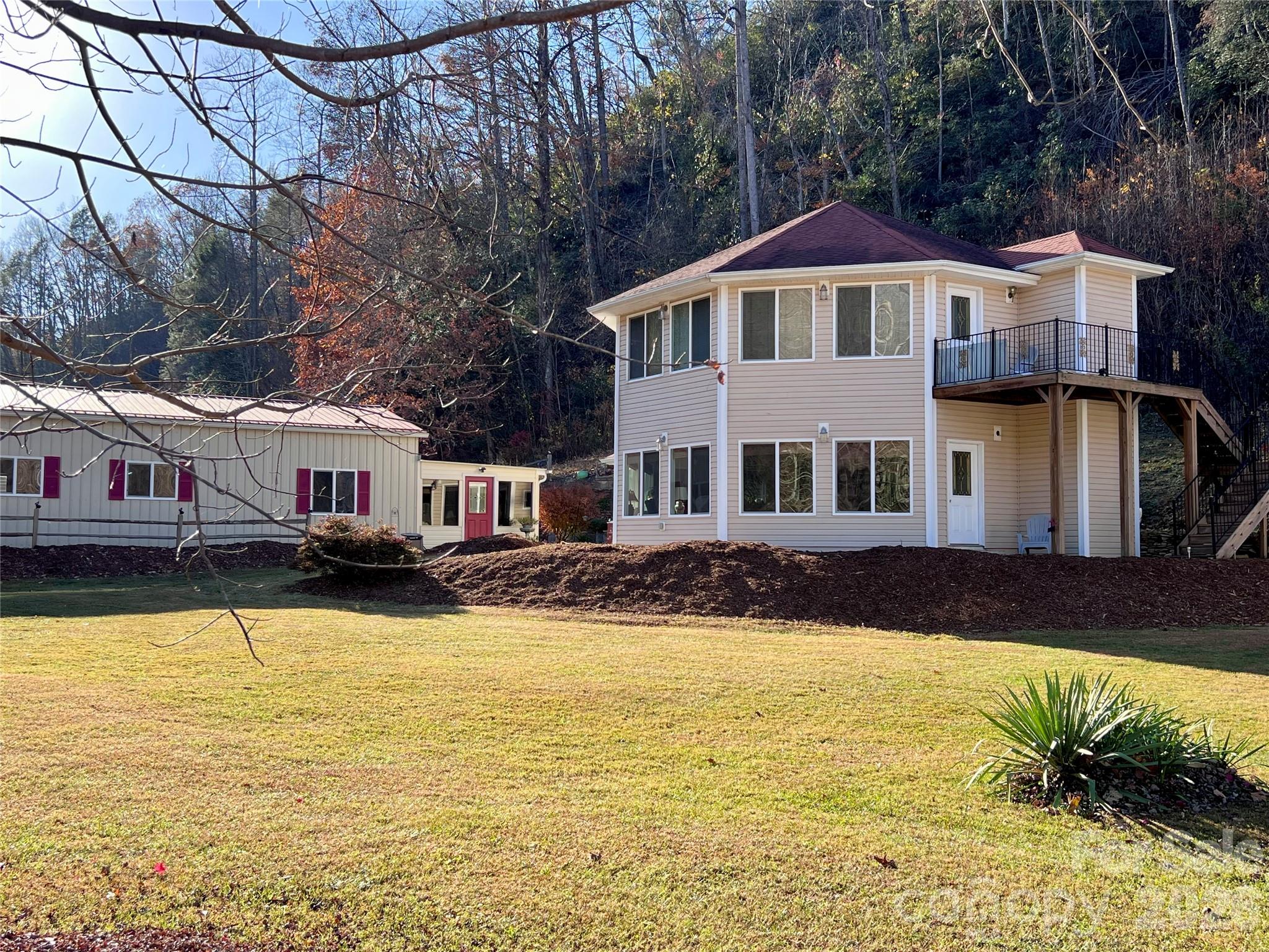 214 Locust Cove Road Marion NC 28752