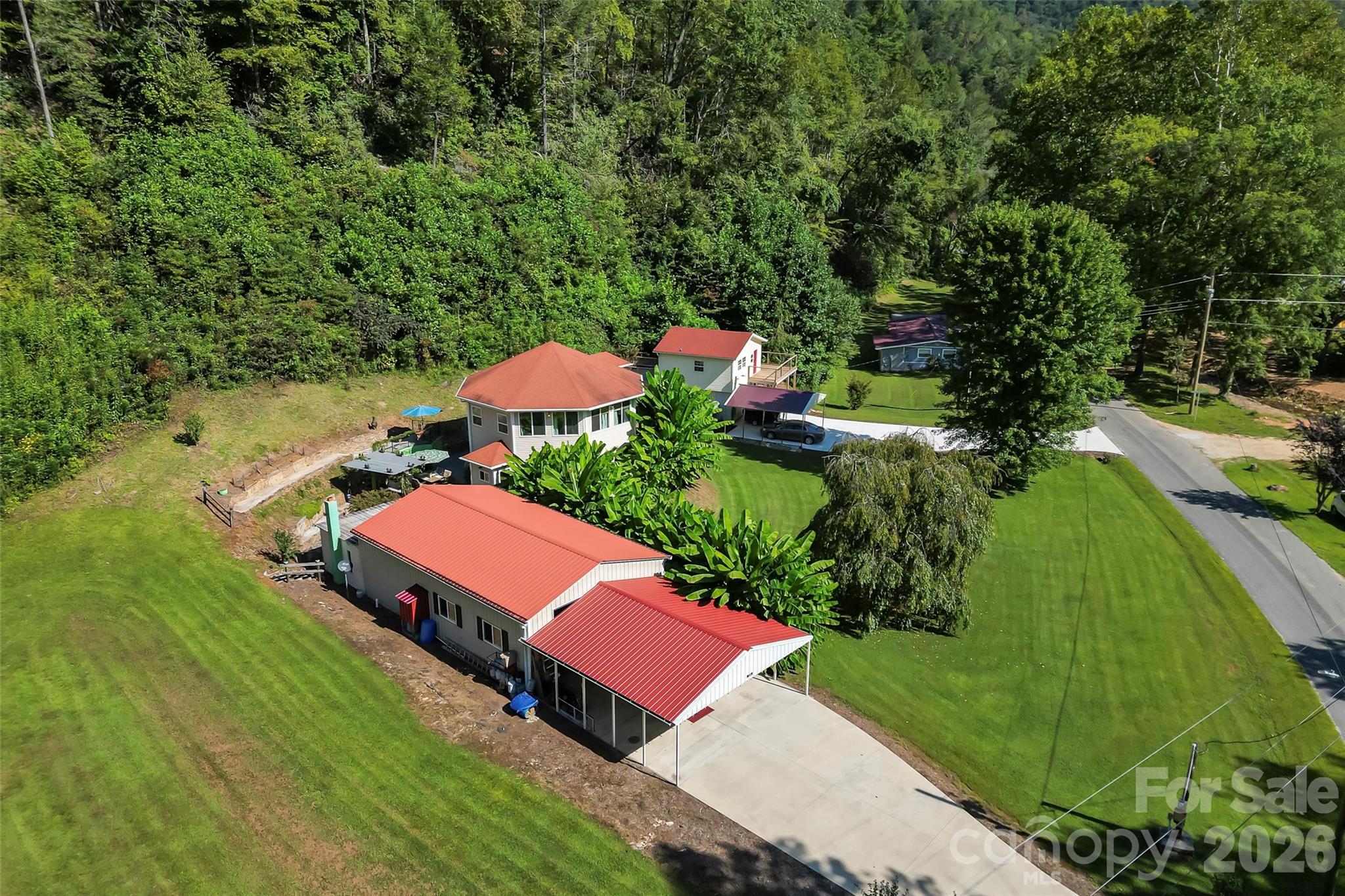 214 Locust Cove Road Marion NC 28752