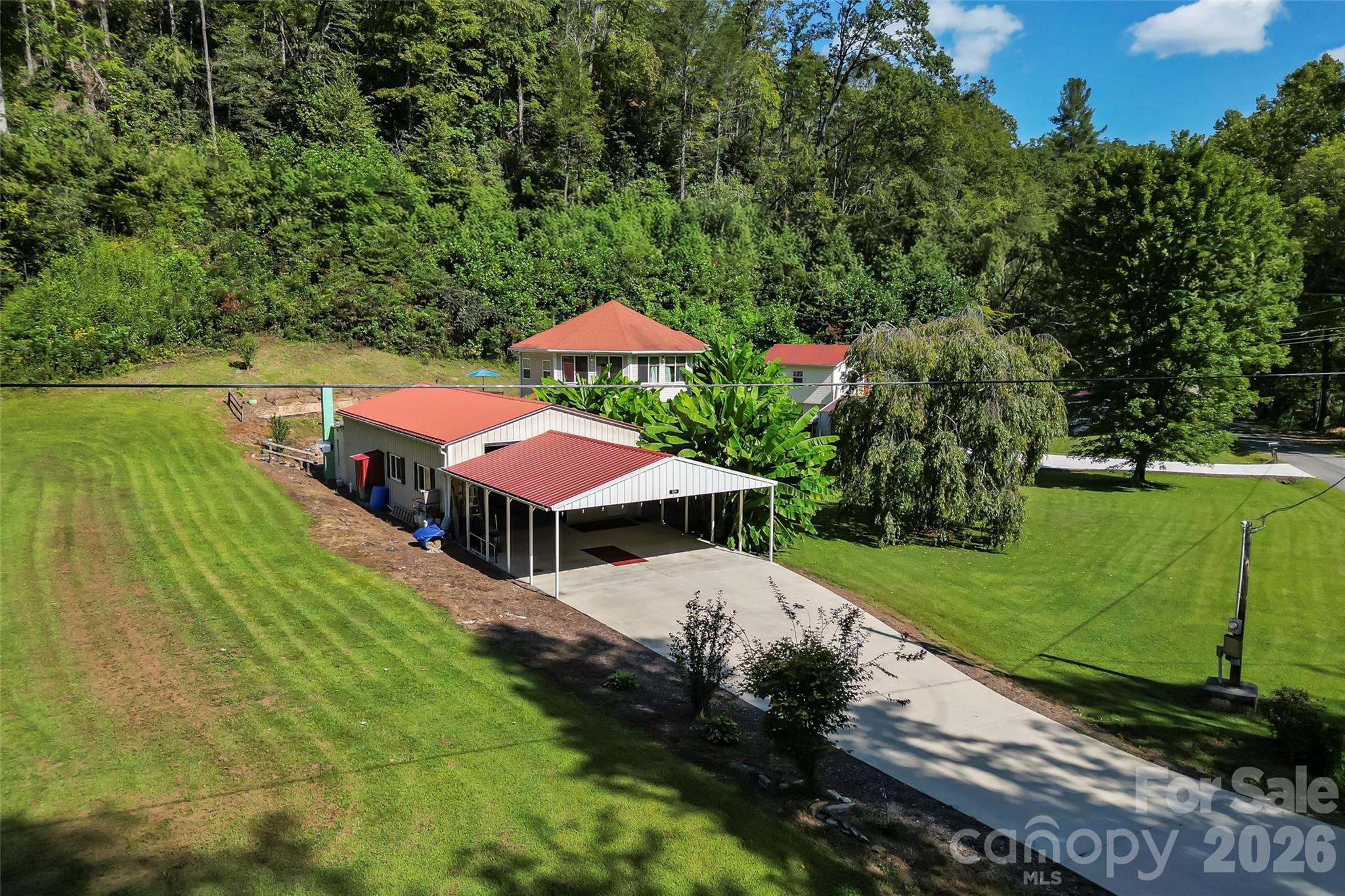 214 Locust Cove Road Marion NC 28752