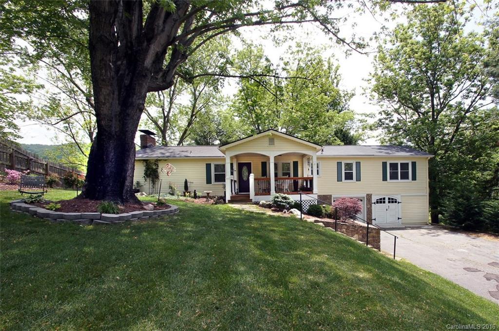 17 Pinecroft Road Asheville NC 28804