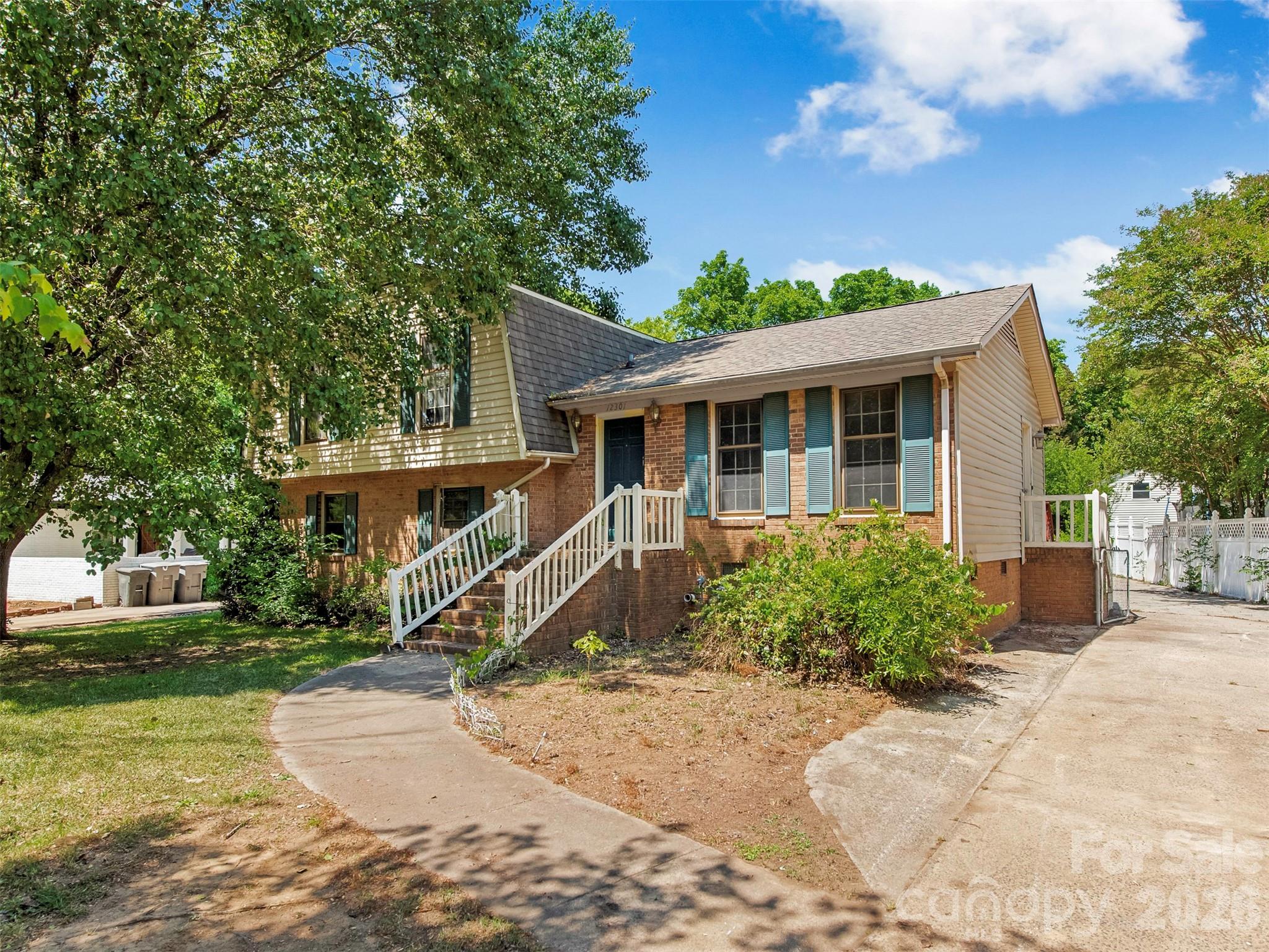 12301 Oakhaven Drive Charlotte NC 28273