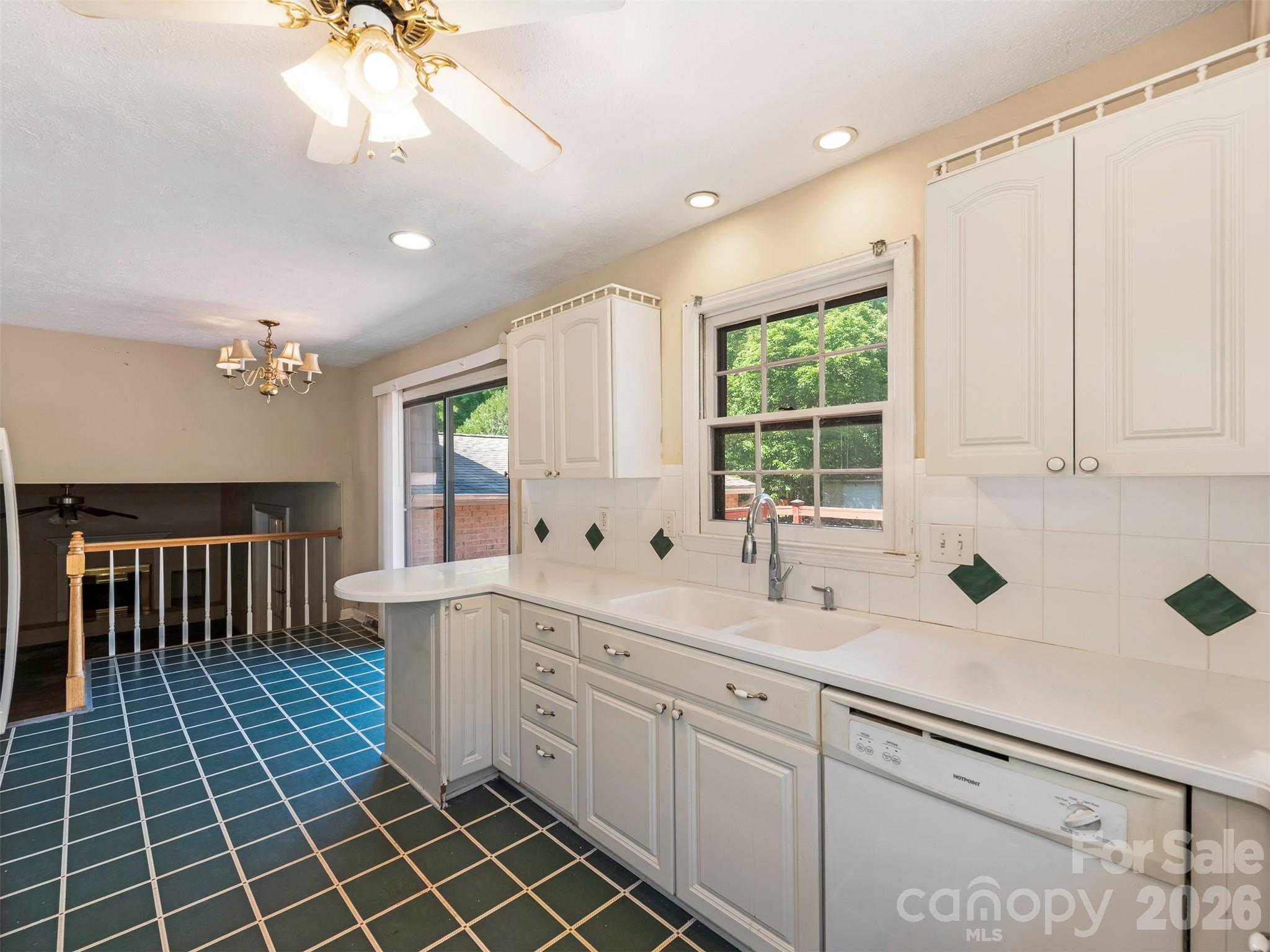 12301 Oakhaven Drive Charlotte NC 28273