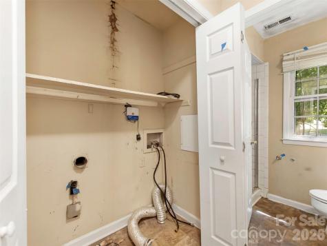 12301 Oakhaven Drive Charlotte NC 28273