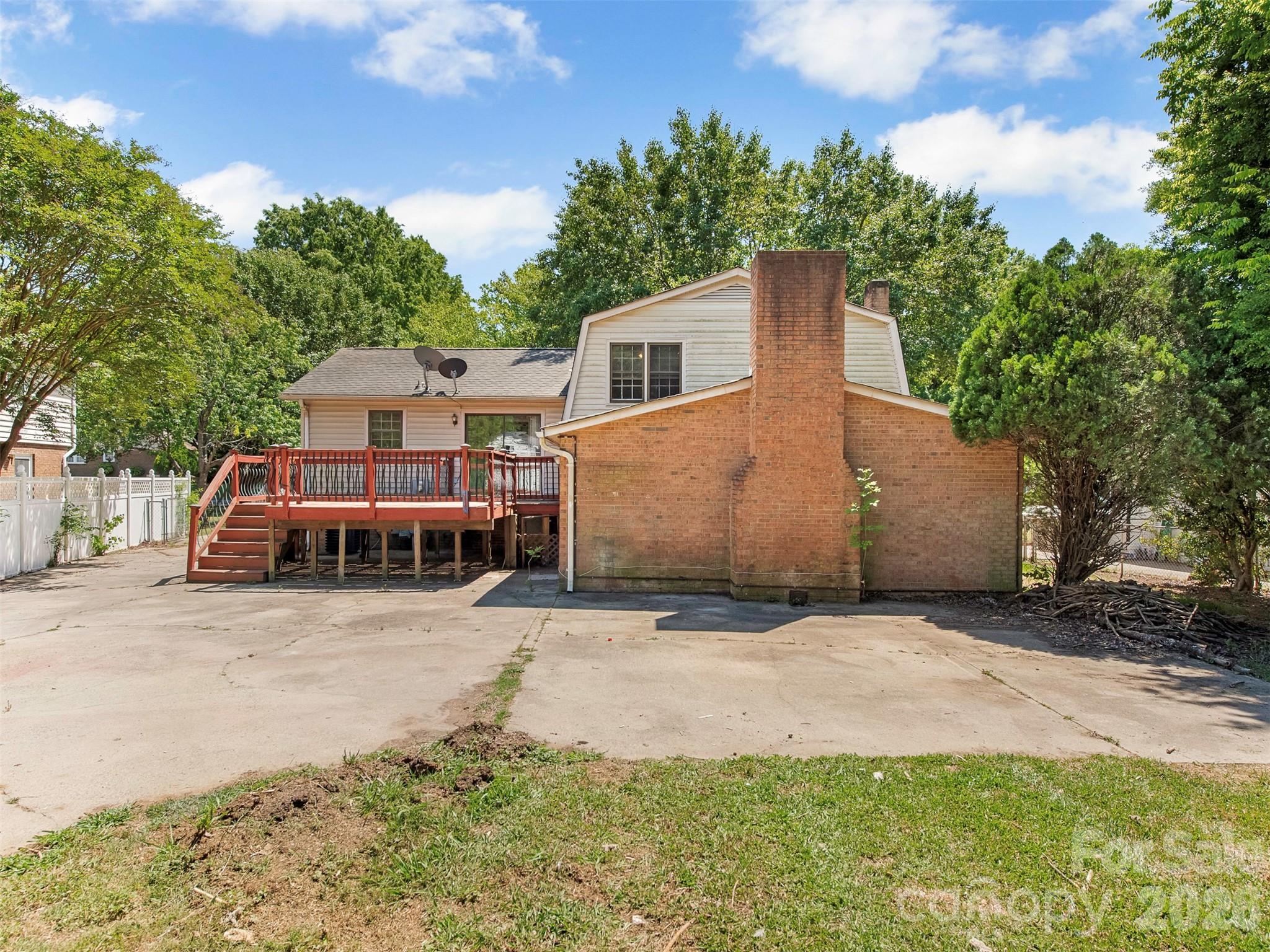 12301 Oakhaven Drive Charlotte NC 28273