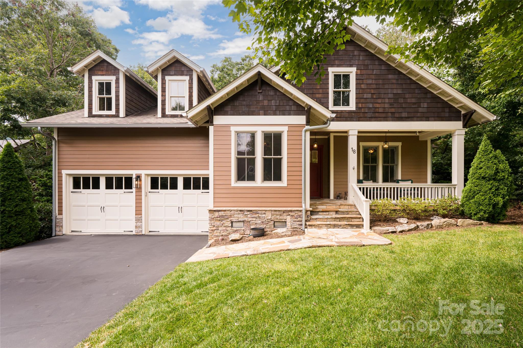 18 E Owl Creek Lane Fairview NC 28730