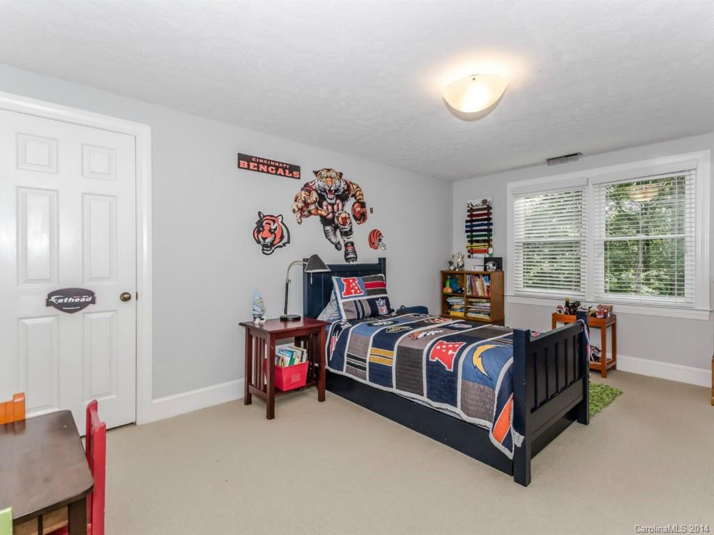 1204 Glenn Valley Drive Matthews NC 28105