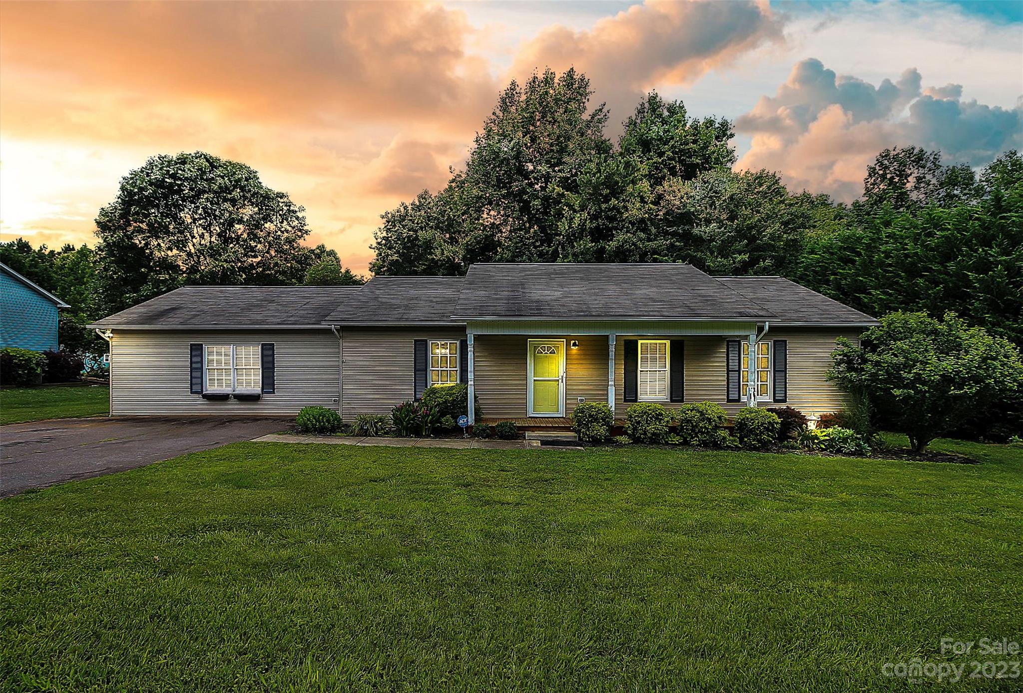 2963 Blackburn School Road Newton NC 28658