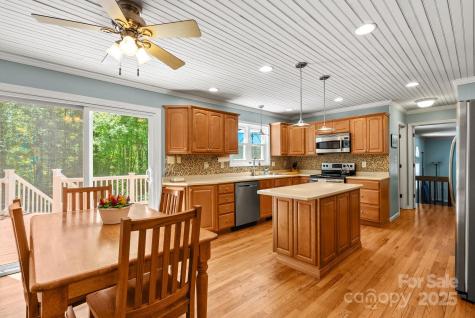 41 Glen Cove Road Arden NC 28704