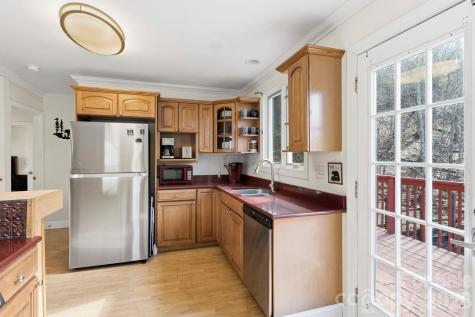 11 Roberts Drive Swannanoa NC 28778